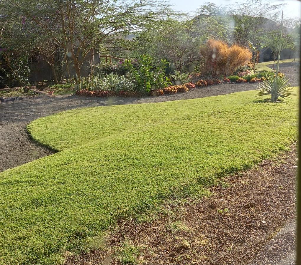 Kutoka Lodge Arusha Esterno foto